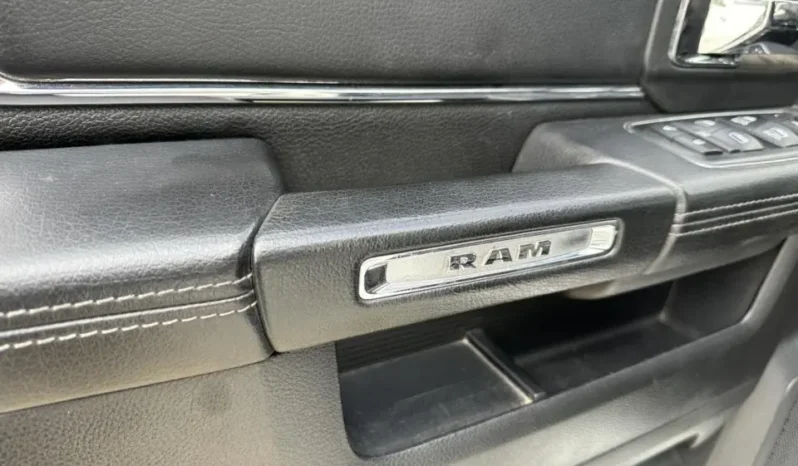 
								2017 RAM 2500 CREW CAB LARAMIE PICKUP 4D 6 1/3 FT full									