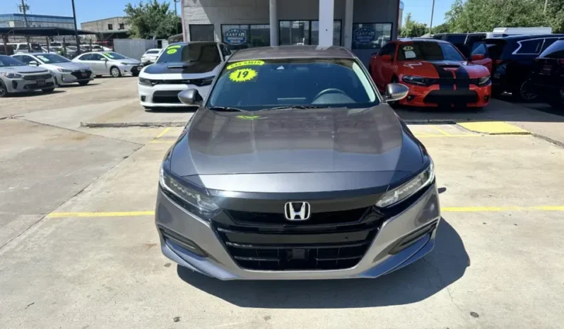
								2019 Honda Accord LX full									
